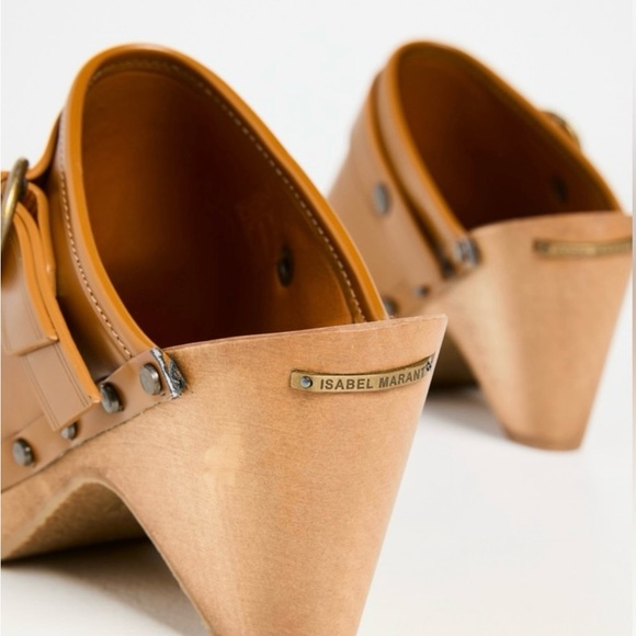 Gorgeous leather Isabel Marant clogs perfect for Fall and Winter - Picture 8 of 9